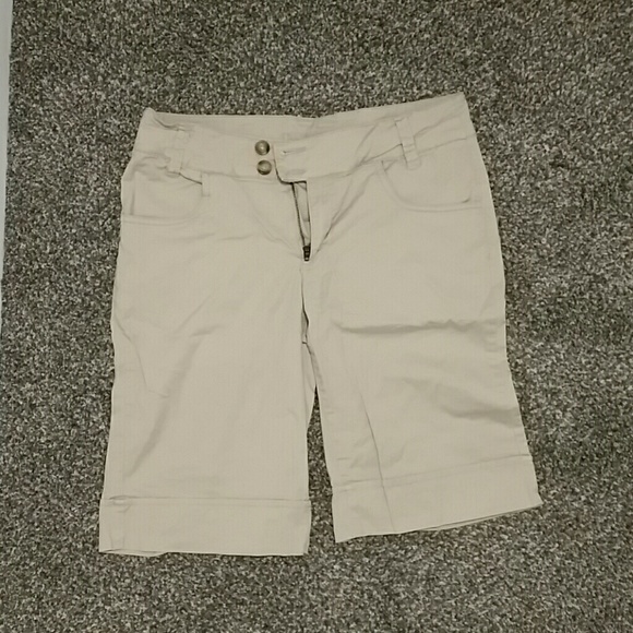 Khaki shorts