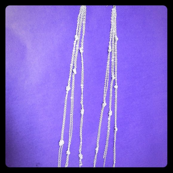 Bebe silver knotted earrings