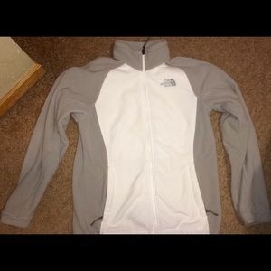 NorthFace Women's Fleece Full Zip Jacket