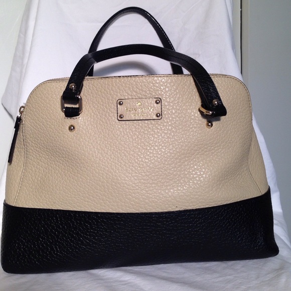 SOLD.     Kate Spade handbag