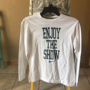 Boys large 14-16 Nike tee.