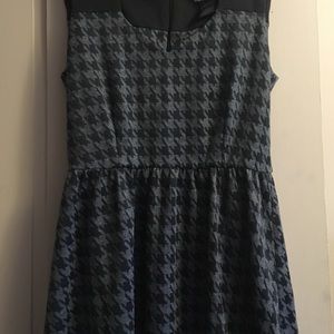 Hot Topic Dresses - Houndstooth Heart Dress Hot Topic Dresses - Houndstooth Heart Dress