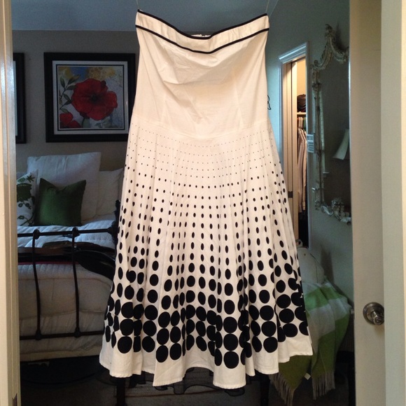 Black and white strapless polka dot dress.