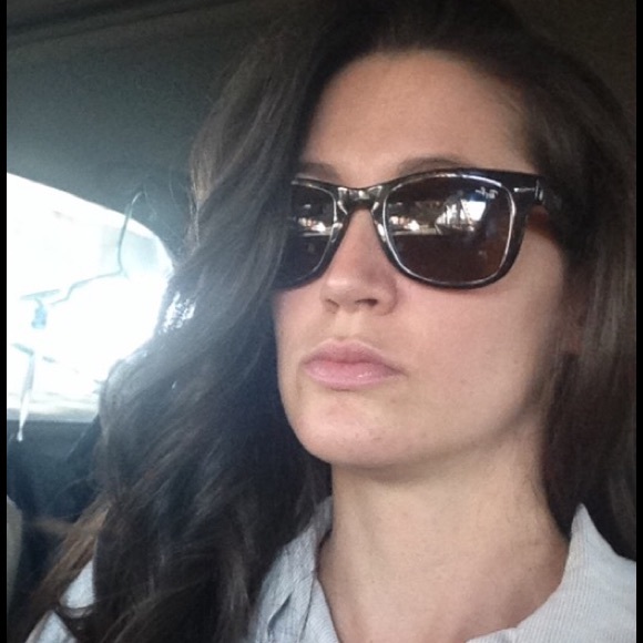 Meet your Posher, Kimberly - Picture 1 of 1