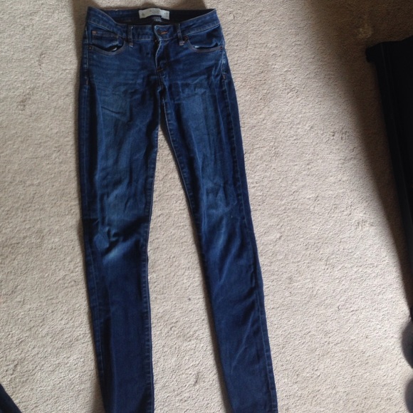 Abercrombie and Fitch Jeans - Picture 1 of 3