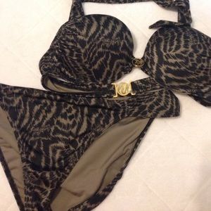 Victoria secret bathing suit! In great condition!