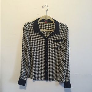 Vince Camuto Herringbone button down