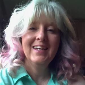 Meet your Posher, Sandi