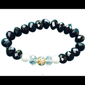 Elegant Crystals Bracelet /Swarovski Like Elements