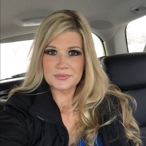 Meet your Posher, Lori