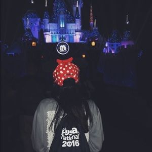 Meet your Posher, Yuli