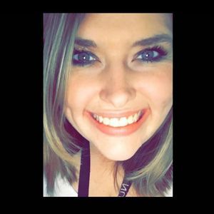 Meet your Posher, Cierra