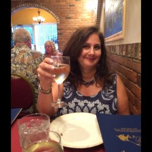 Meet your Posher, Gina