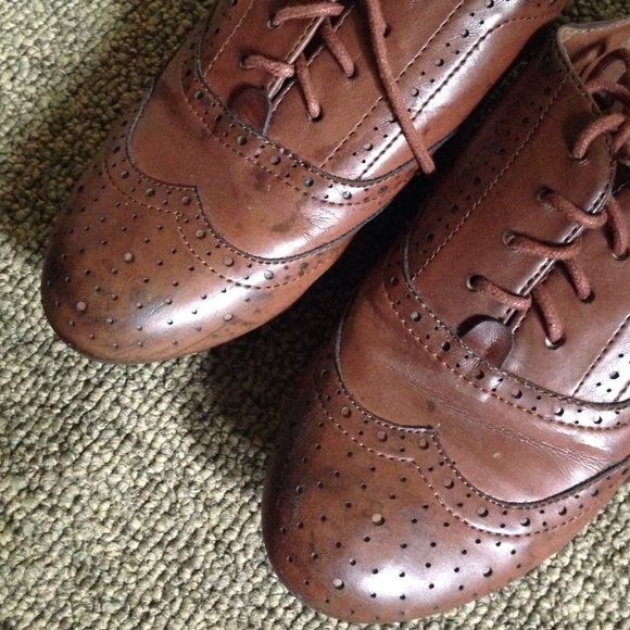 Oxfords - Picture 3 of 4