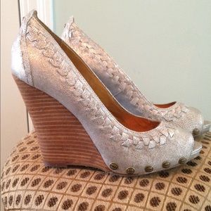 *Brand New* Zodiac brand Silver wedges