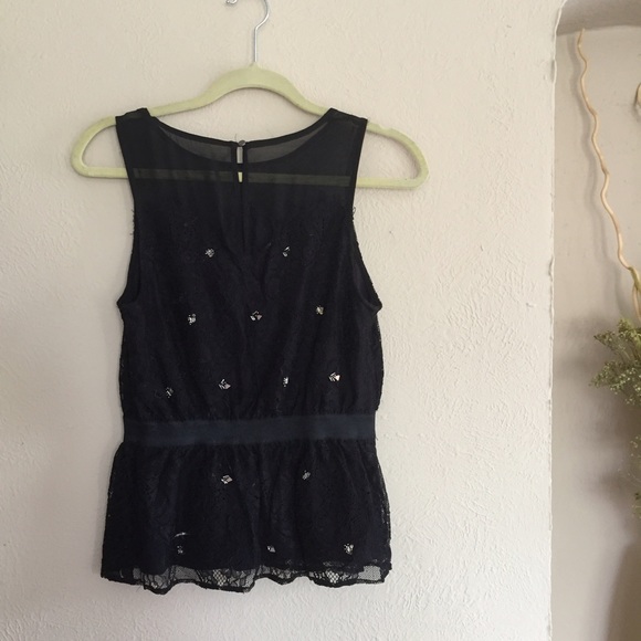 🚫SOLD🚫Anthropologie Lace Embellished Top - Picture 3 of 4