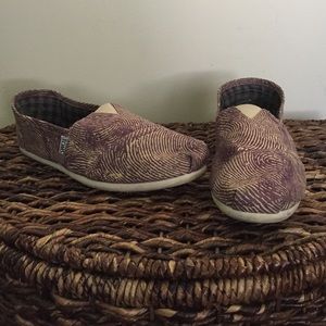 TOMS - Classic Passport Lilac - Size 9.5