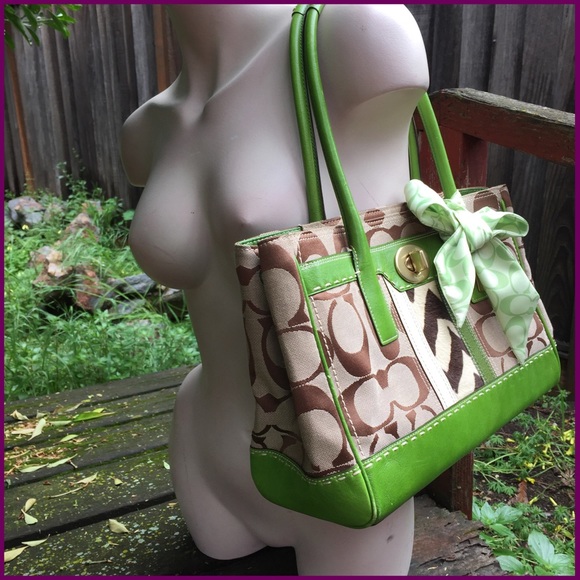 ❌SOLD❌Coach Madison zebra print handbag - Picture 3 of 4