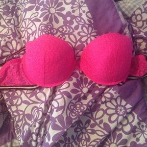 Pink lace leopard bra 🔥