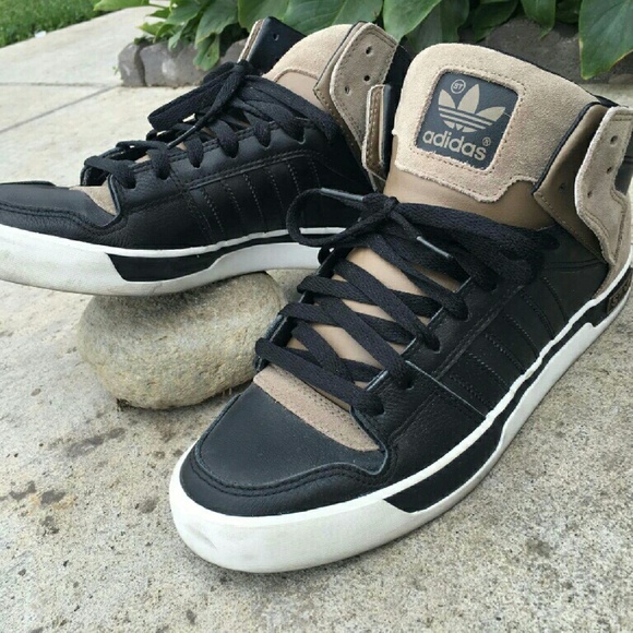 Men's Adidas 9.5