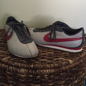Nike P.A. (Women's Size 10.5)