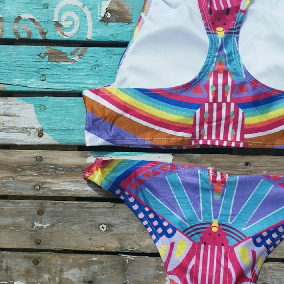 SALE! << High Neck Bright Bikini Set >> - Picture 4 of 4