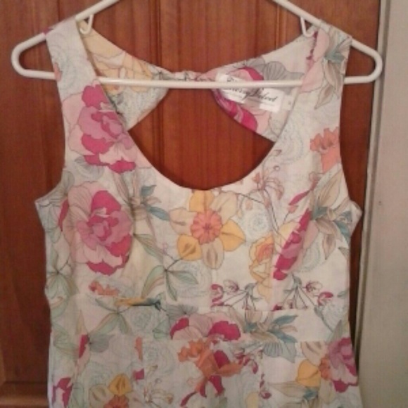 Beautiful Floral Dress Size medium