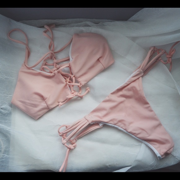 pink bikini 💕