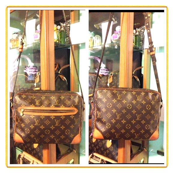 Louis Vuitton Handbags - Vintage POTOMAC Louis Vuitton Crossbody