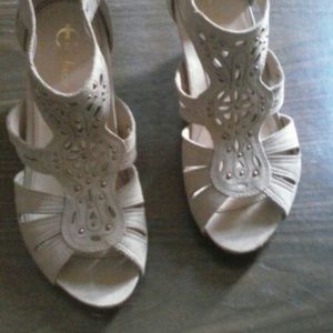 Earthies Suede HeelsSize 6.5