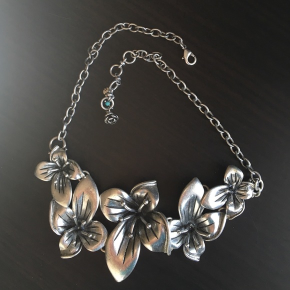 Lucky Brand flower necklace