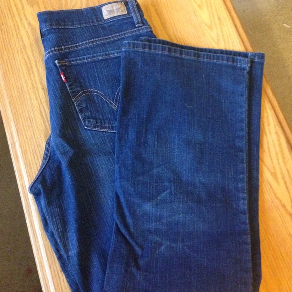Levi's boot cut 512 jeans