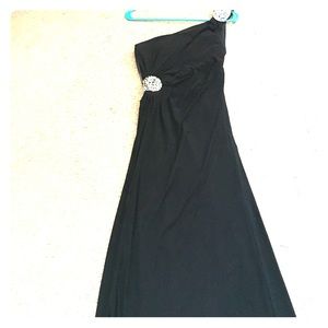 Long black elegant dress.