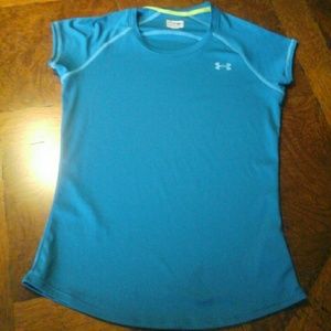NWOT Under Armour Heat Gear Semi-fitted Top