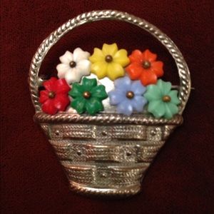Delicate Vintage Flowers Pin