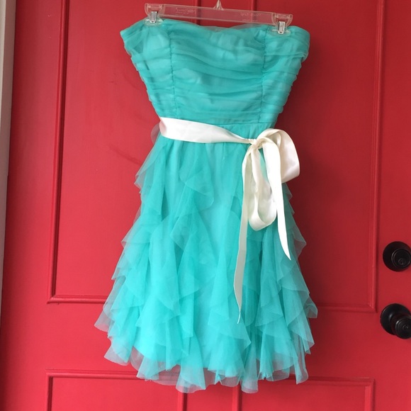 Teeze me Corkscrew strapless dress!