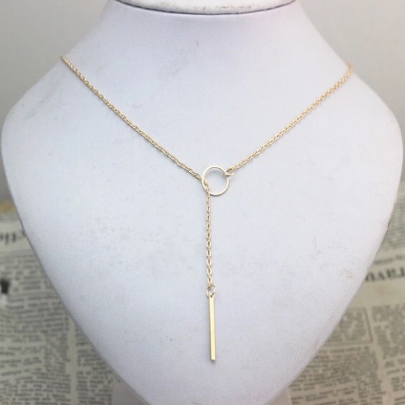🌟RESTOCKED🌟💟Gold Bar and Circle Necklace💟 - Picture 2 of 4