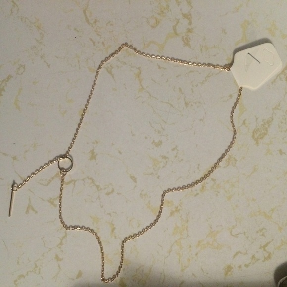 🌟RESTOCKED🌟💟Gold Bar and Circle Necklace💟 - Picture 3 of 4