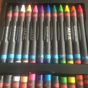 Meet your Posher, Claudia