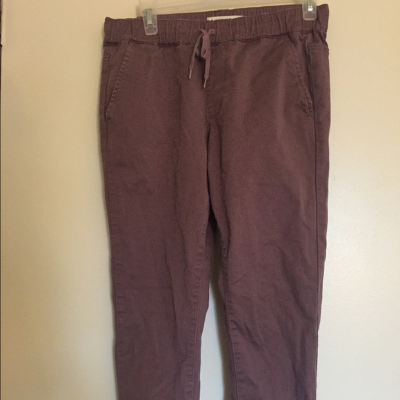 Bullhead denim joggers in ash red