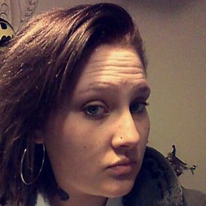 Meet your Posher, Stephany