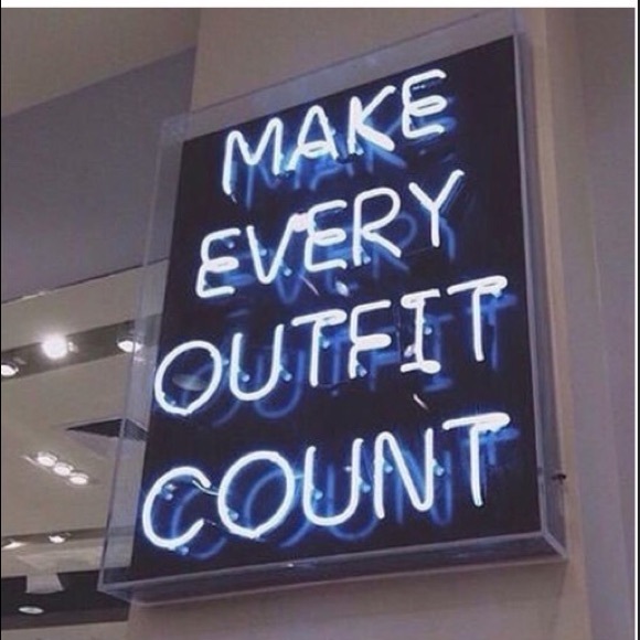 Make me an offer ladies! Make every outfit count