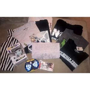 AMAZING 11-piece Hot Topic NWT Lot
