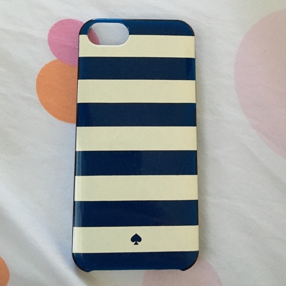 kate spade Accessories - Kate Spade iPhone 5 snap on case