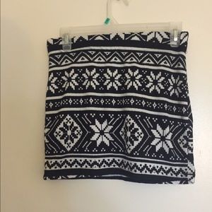 Knit patterned skirt