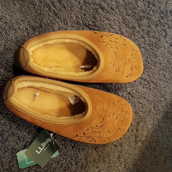 L.L. Bean Wicked Good Slip Clogs