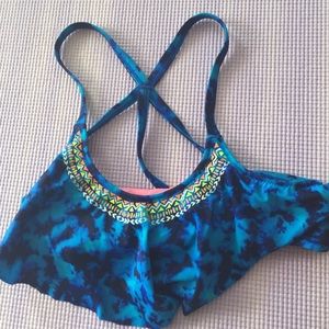 Crossed strapped PINK bikini top in excellent con.