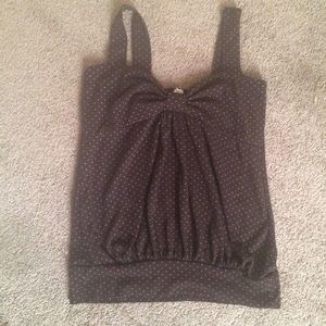 Brown polka dot top 🌸