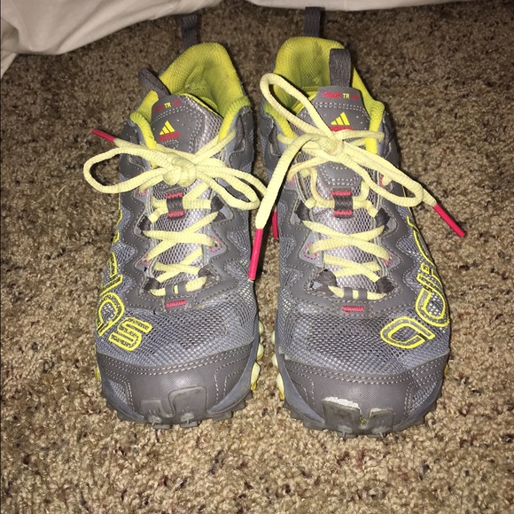 ADIDAS VIGOR TR TRAINING SHOE