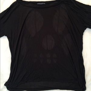 Black Shirt w/ Skull Cut-Out In Back